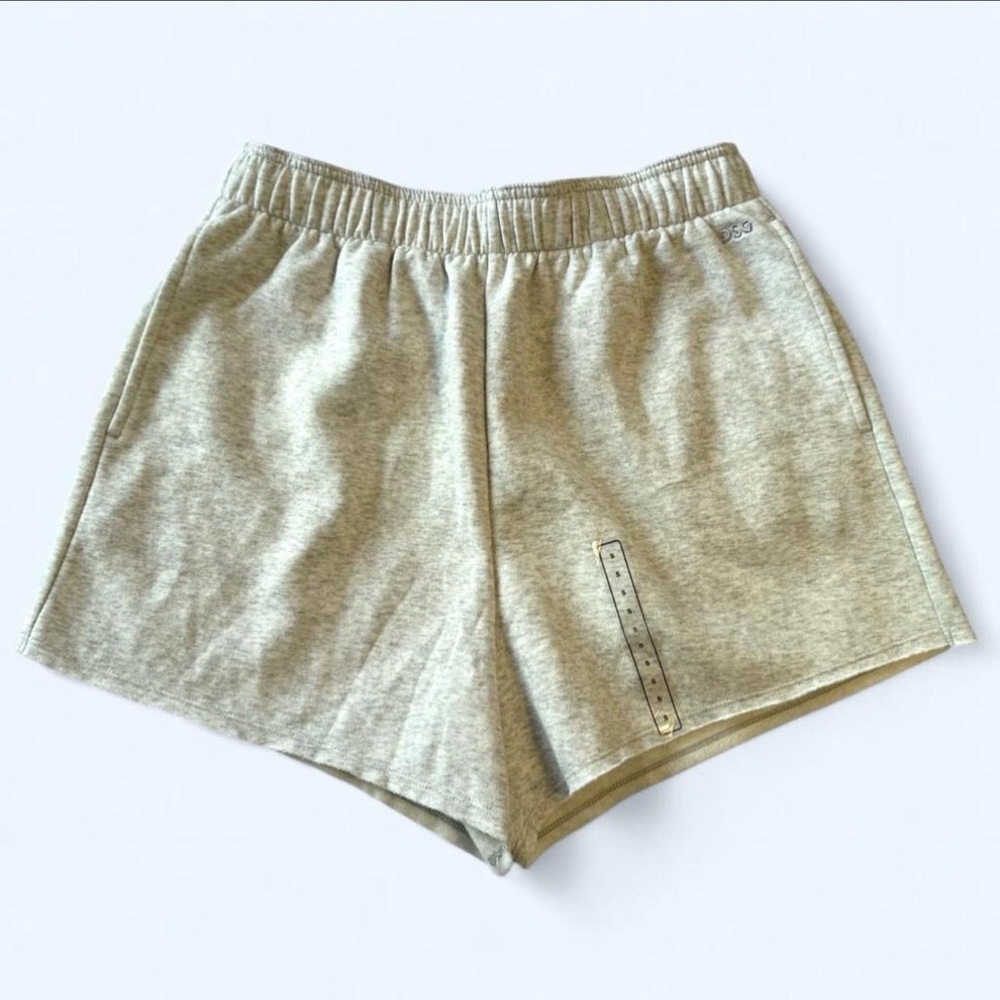 NWOT DSG Women's Athletic Gray Sweat Shorts Size Small